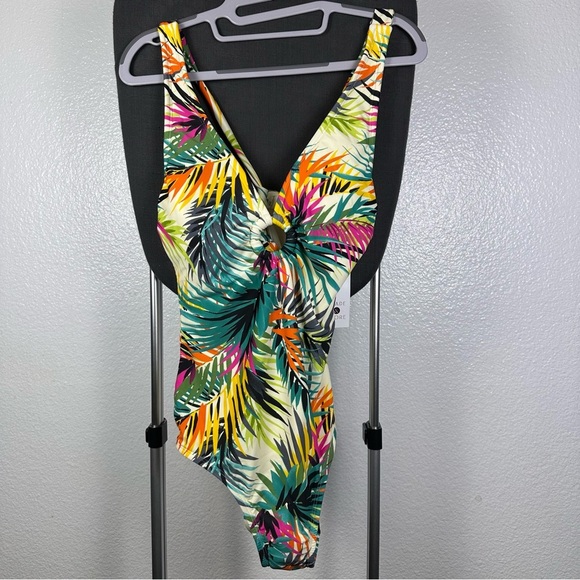 Shade & Shore Women’s Tropical Leaf Print Swimsuit Size M - Picture 1 of 6